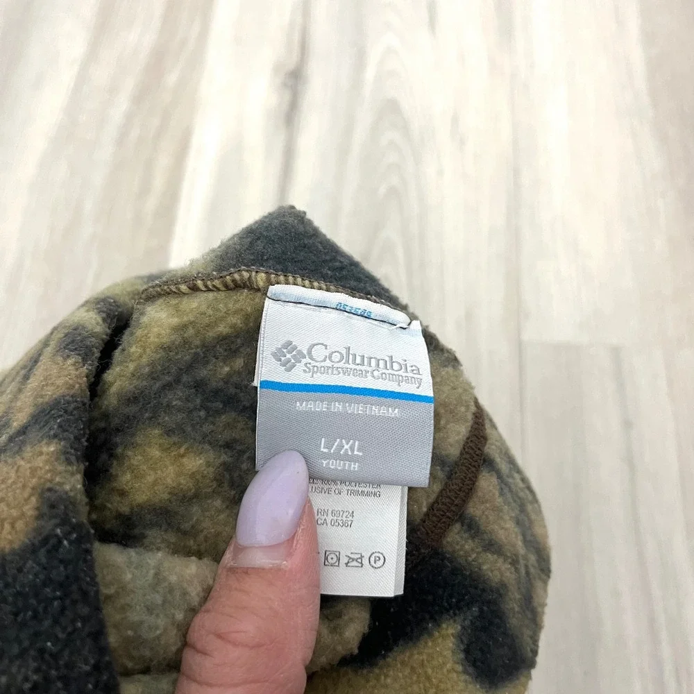 Columbia Camouflage Fleece‎ Beanie Hat in Kids Size L/XL